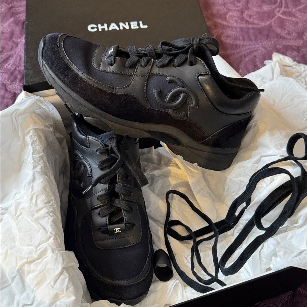 CHANEL Womens Black Lace-Up Sneakers size 38